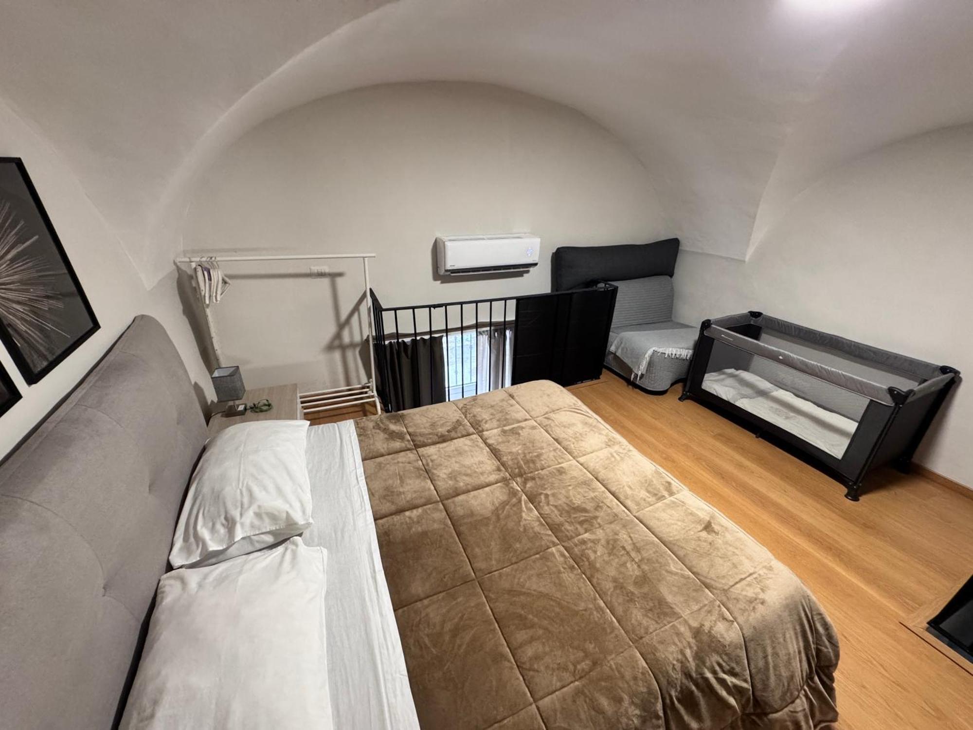 Almond Apartment Catánia Buitenkant foto